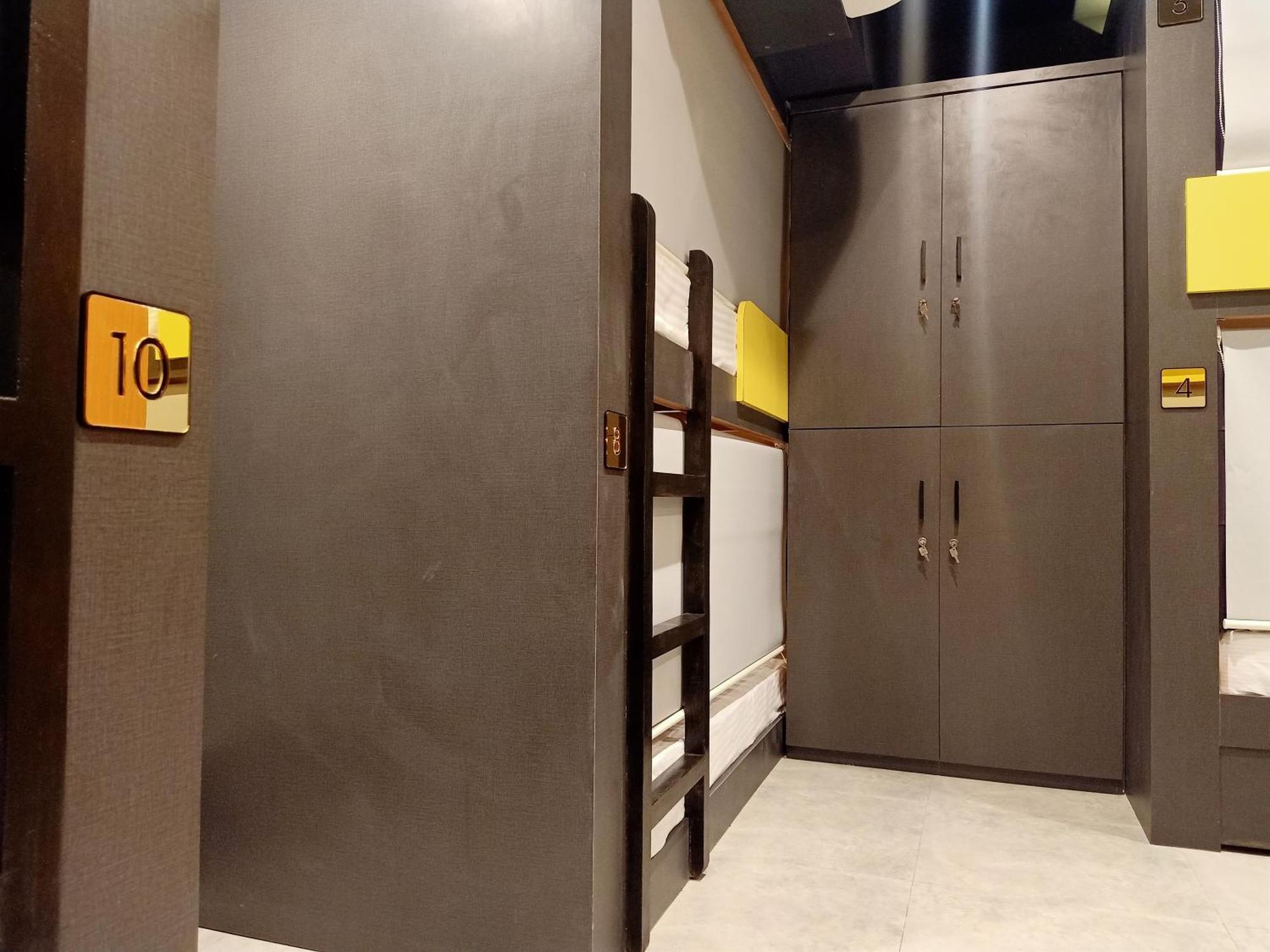 Stay Villa Hostel For Male And Female Mumbai Exterior photo