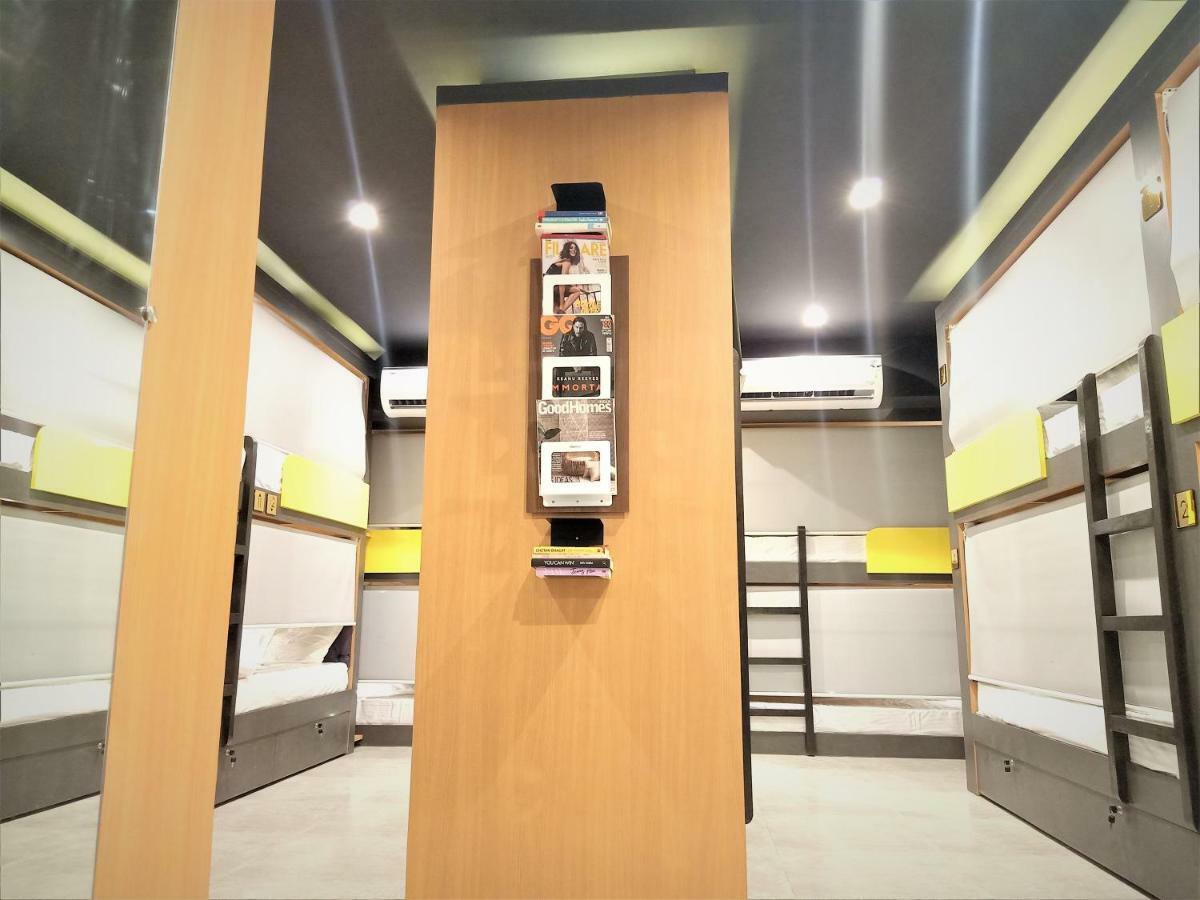 Stay Villa Hostel For Male And Female Mumbai Exterior photo
